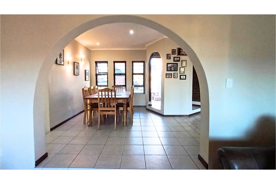 4 Bedroom Property for Sale in Dorchester Heights Eastern Cape